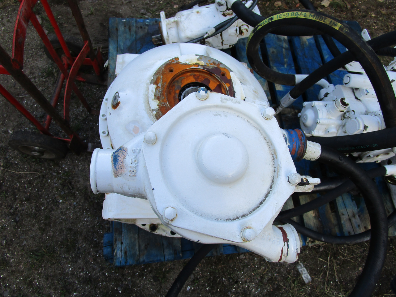 CONCRETE MIXER DRIVELINE & GEARBOX COMPLETE - صندوق التروس - سيارة خدمات/ سيارة خاصة: صورة 3 CONCRETE MIXER DRIVELINE & GEARBOX COMPLETE - صندوق التروس - سيارة خدمات/ سيارة خاصة: صورة 3