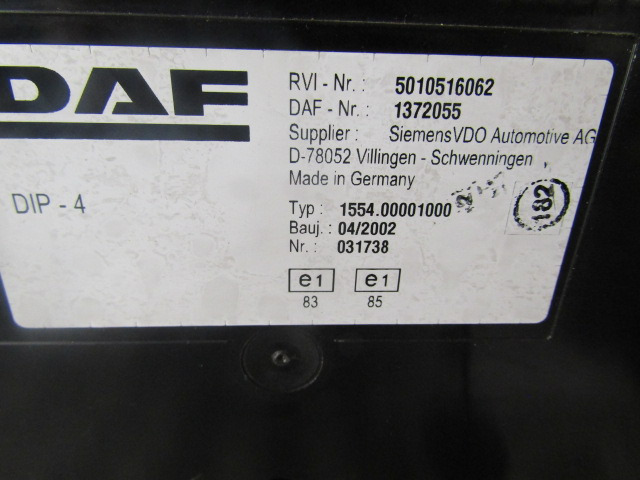 DAF CF65 CLOCK CLUSTER 1372055 - الكابينة والداخلية - شاحنة: صورة 2 DAF CF65 CLOCK CLUSTER 1372055 - الكابينة والداخلية - شاحنة: صورة 2