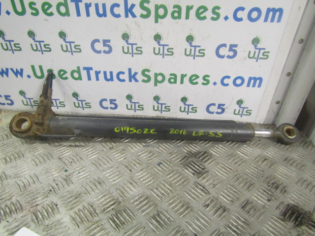DAF LF 220 EURO 6 CAB TILT RAM P/NO 0195022 - الكابينة والداخلية - شاحنة: صورة 1 DAF LF 220 EURO 6 CAB TILT RAM P/NO 0195022 - الكابينة والداخلية - شاحنة: صورة 1