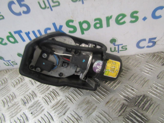 DAF LF 220 WIPER MOTOR ‘VALEO’ P/NO 53558202 - الكابينة والداخلية - شاحنة: صورة 2 DAF LF 220 WIPER MOTOR ‘VALEO’ P/NO 53558202 - الكابينة والداخلية - شاحنة: صورة 2