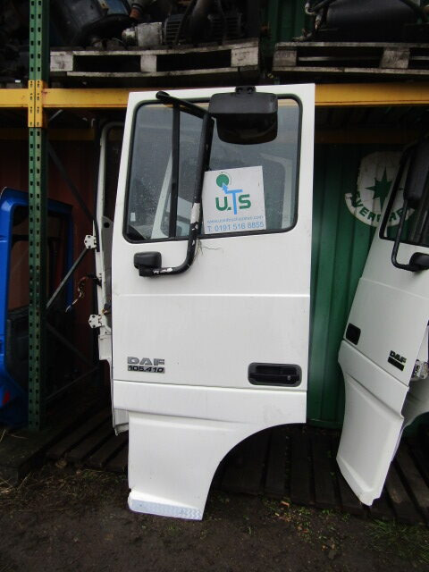 DAF XF 105 NEARSIDE (PASSENGER) COMPLETE DOOR - الكابينة والداخلية - شاحنة: صورة 2 DAF XF 105 NEARSIDE (PASSENGER) COMPLETE DOOR - الكابينة والداخلية - شاحنة: صورة 2