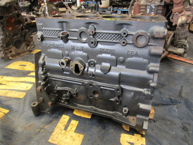 IVECO INDUSTRIAL F4GEO 404A STD BLOCK - المحرك و قطع الغيار - شاحنة: صورة 2 IVECO INDUSTRIAL F4GEO 404A STD BLOCK - المحرك و قطع الغيار - شاحنة: صورة 2