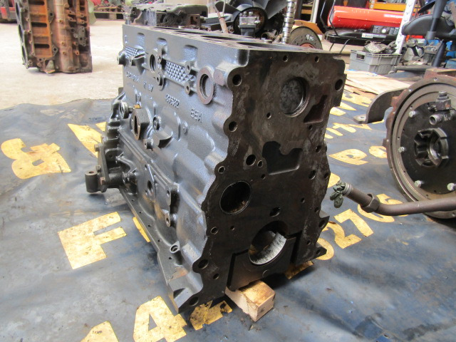 IVECO INDUSTRIAL F4GEO 404A STD BLOCK - المحرك و قطع الغيار - شاحنة: صورة 3 IVECO INDUSTRIAL F4GEO 404A STD BLOCK - المحرك و قطع الغيار - شاحنة: صورة 3