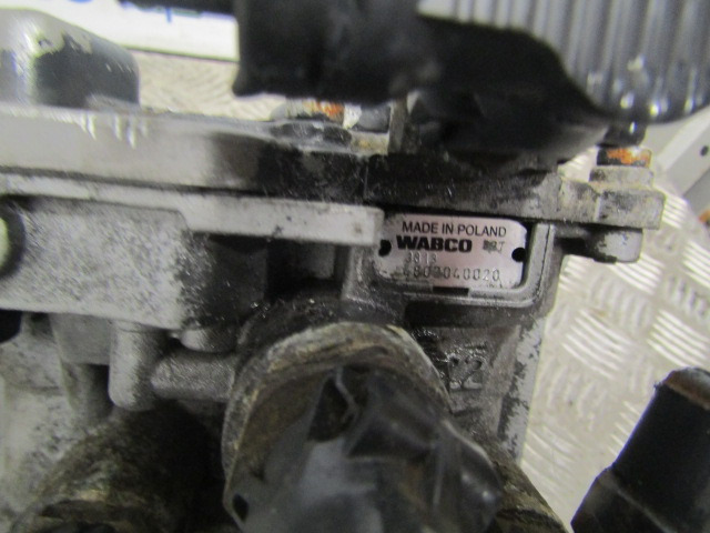 IVECO STRALIS EBS TRAILER CONTROL VALVE ‘WABCO’ P/NO 4802040020 - أجزاء الفرامل - شاحنة: صورة 3 IVECO STRALIS EBS TRAILER CONTROL VALVE ‘WABCO’ P/NO 4802040020 - أجزاء الفرامل - شاحنة: صورة 3