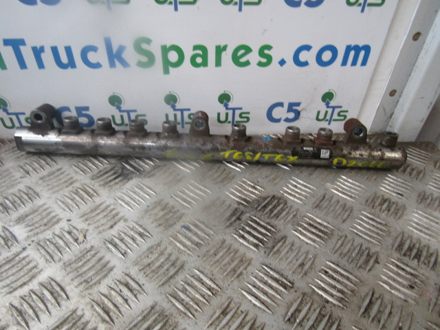 MAN D2066 TGX/TGS FUEL RAIL P/NO 0445226078 - المحرك و قطع الغيار - شاحنة: صورة 1 MAN D2066 TGX/TGS FUEL RAIL P/NO 0445226078 - المحرك و قطع الغيار - شاحنة: صورة 1