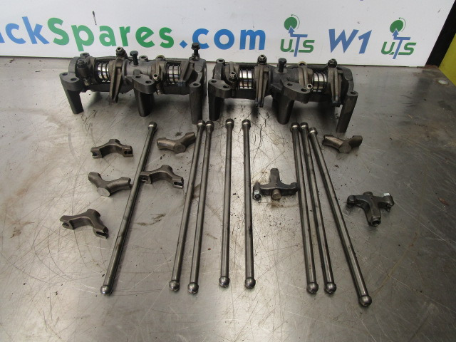 MAN TGL 7.5T ROCKER SHAFT & PUSHROD P/NO 51.04202-3083 - المحرك و قطع الغيار - شاحنة: صورة 4 MAN TGL 7.5T ROCKER SHAFT & PUSHROD P/NO 51.04202-3083 - المحرك و قطع الغيار - شاحنة: صورة 4