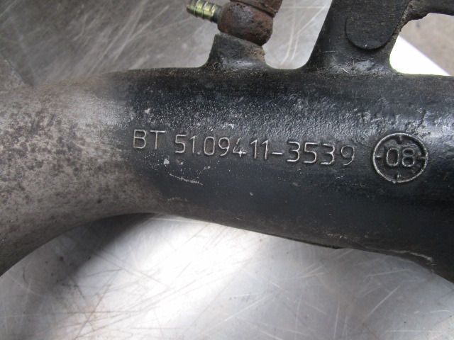 MAN TGL DO834 LFL54 INLET MANIFOLD P/NO 51-08201-3590 - المحرك و قطع الغيار - شاحنة: صورة 3 MAN TGL DO834 LFL54 INLET MANIFOLD P/NO 51-08201-3590 - المحرك و قطع الغيار - شاحنة: صورة 3