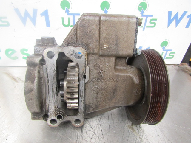MAN TGS / TGX WATER PUMP DRIVE UNIT P/NO 51.38507-3049 - المحرك و قطع الغيار - شاحنة: صورة 2 MAN TGS / TGX WATER PUMP DRIVE UNIT P/NO 51.38507-3049 - المحرك و قطع الغيار - شاحنة: صورة 2