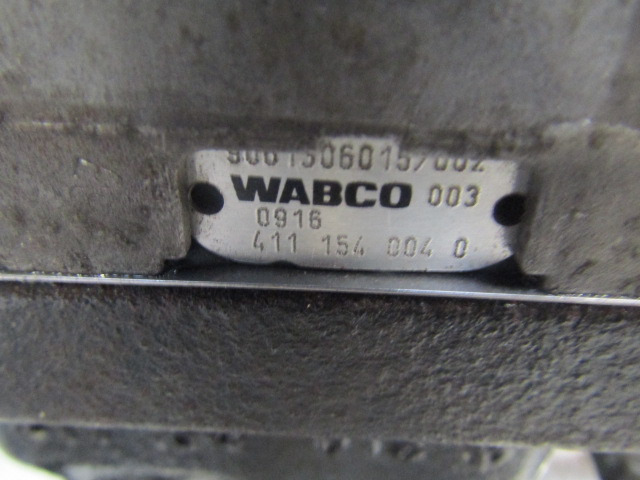 MERCEDES 1829 OM906 EURO 5 WABCO COMPRESSOR 4111540040 - المحرك و قطع الغيار - شاحنة: صورة 1 MERCEDES 1829 OM906 EURO 5 WABCO COMPRESSOR 4111540040 - المحرك و قطع الغيار - شاحنة: صورة 1
