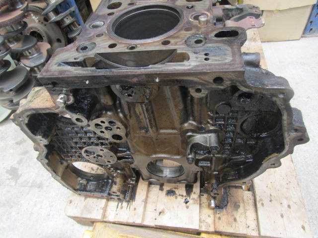 MERCEDES ACTROS MP4 OM471-6 ENGINE BLOCK - المحرك و قطع الغيار - شاحنة: صورة 2 MERCEDES ACTROS MP4 OM471-6 ENGINE BLOCK - المحرك و قطع الغيار - شاحنة: صورة 2