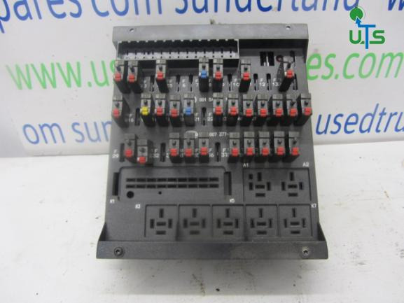 MERCEDES ATEGO 1823 FUSEBOARD P/NO 0015430615 - النظام الكهربائي - شاحنة: صورة 1 MERCEDES ATEGO 1823 FUSEBOARD P/NO 0015430615 - النظام الكهربائي - شاحنة: صورة 1