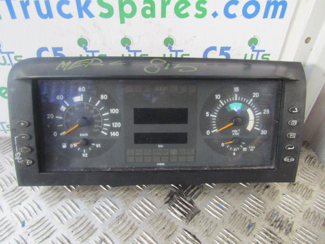 MERCEDES ATEGO 815/818 CLOCK CLUSTER P/NO A001 446 2821 - النظام الكهربائي - شاحنة: صورة 1 MERCEDES ATEGO 815/818 CLOCK CLUSTER P/NO A001 446 2821 - النظام الكهربائي - شاحنة: صورة 1