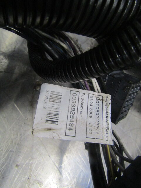 MERCEDES AXOR 1829 MANUAL GEARBOX WIRING HARNESS P/NO 003929484 - النظام الكهربائي - شاحنة: صورة 1 MERCEDES AXOR 1829 MANUAL GEARBOX WIRING HARNESS P/NO 003929484 - النظام الكهربائي - شاحنة: صورة 1