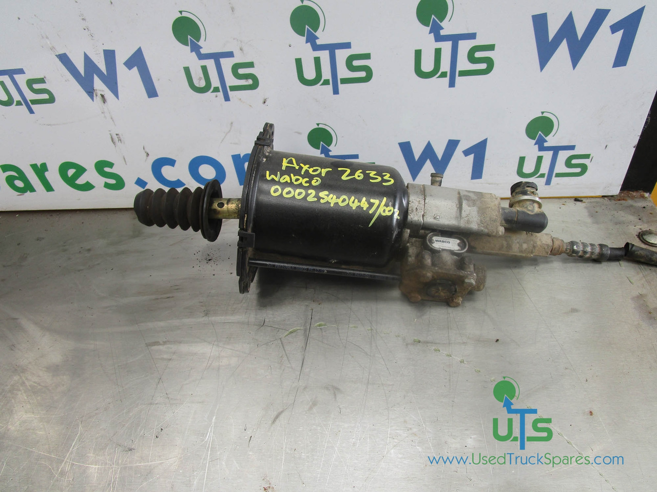 MERCEDES AXOR 2633 OM926 WABCO CLUTCH PACK P/NO 0002540447/002 - المحرك و قطع الغيار - شاحنة: صورة 1 MERCEDES AXOR 2633 OM926 WABCO CLUTCH PACK P/NO 0002540447/002 - المحرك و قطع الغيار - شاحنة: صورة 1