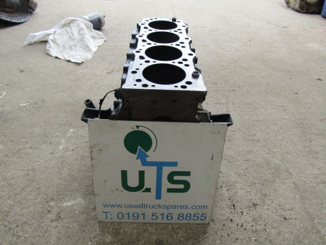 MITSUBISHI 4M42 STD BLOCK - المحرك و قطع الغيار - شاحنة: صورة 1 MITSUBISHI 4M42 STD BLOCK - المحرك و قطع الغيار - شاحنة: صورة 1