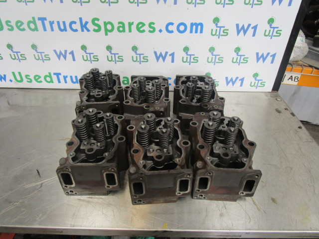 SCANIA 124 420 DC1203 CYLINDER HEAD - المحرك و قطع الغيار - شاحنة: صورة 2 SCANIA 124 420 DC1203 CYLINDER HEAD - المحرك و قطع الغيار - شاحنة: صورة 2