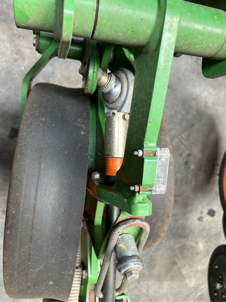 Amazone EDX 6000-TC - آلة البذر: صورة 2 Amazone EDX 6000-TC - آلة البذر: صورة 2