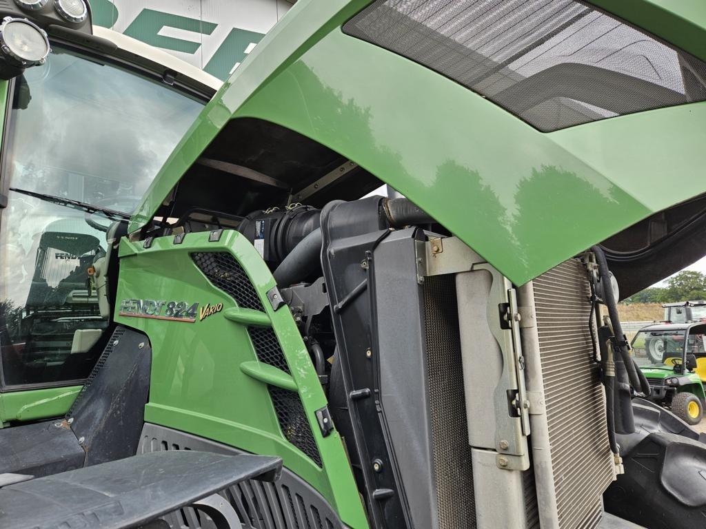 Fendt 824 Vario ProfiPlus - جرار: صورة 2 Fendt 824 Vario ProfiPlus - جرار: صورة 2
