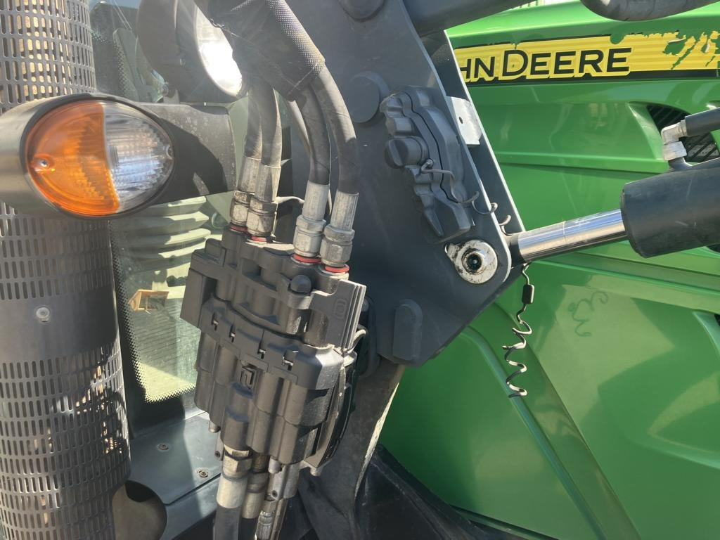 John Deere 6125R - جرار: صورة 2 John Deere 6125R - جرار: صورة 2