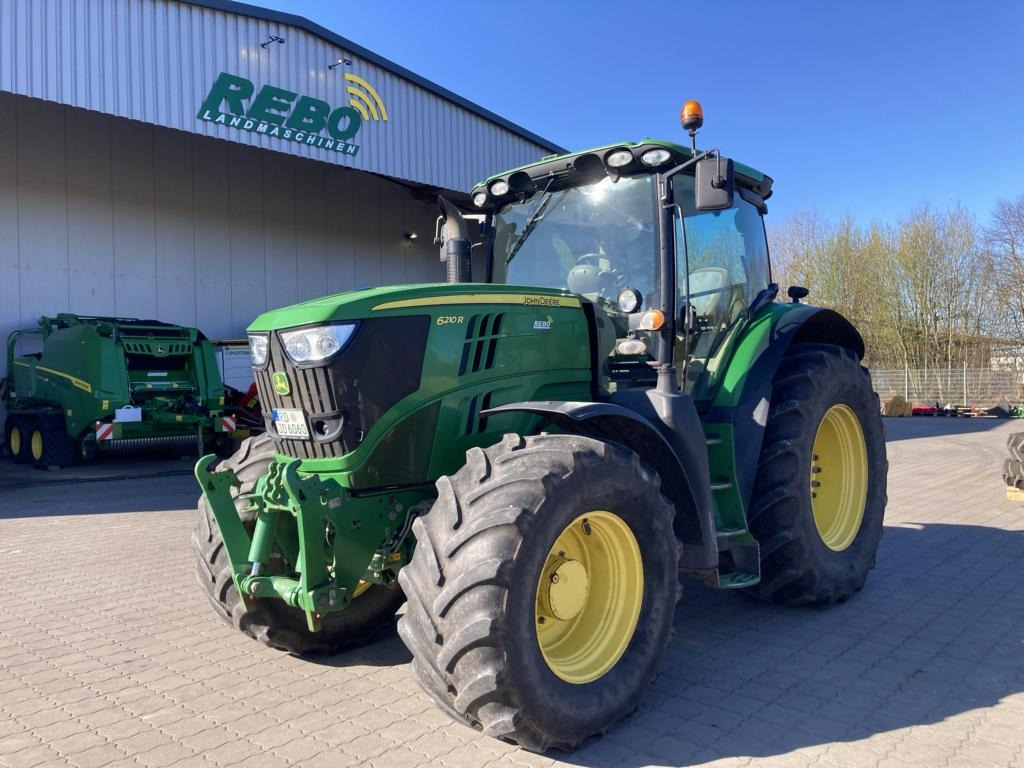 John Deere 6210R - جرار: صورة 1 John Deere 6210R - جرار: صورة 1