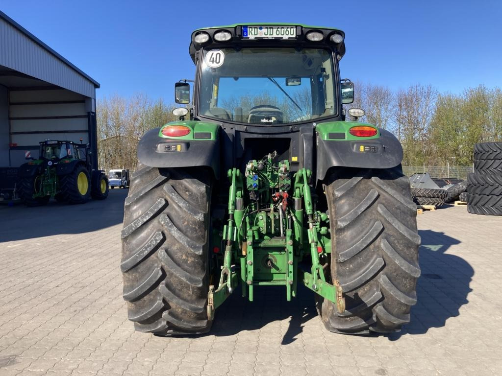 John Deere 6210R - جرار: صورة 2 John Deere 6210R - جرار: صورة 2