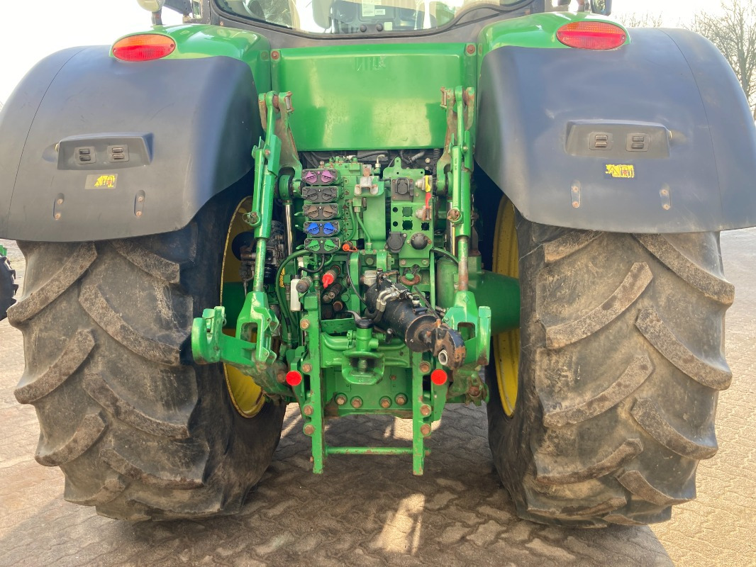 جرار John Deere 7310R: صورة 12