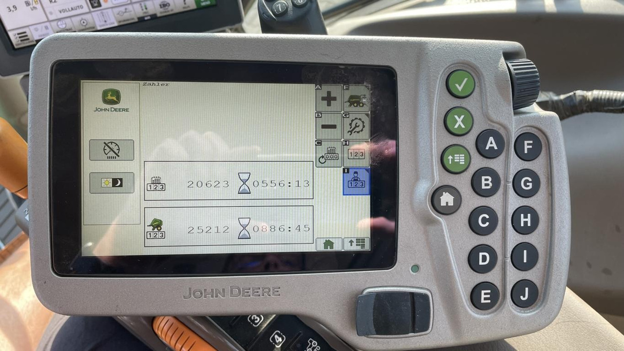 John Deere C441R - ماكينات نشر التبن: صورة 2 John Deere C441R - ماكينات نشر التبن: صورة 2