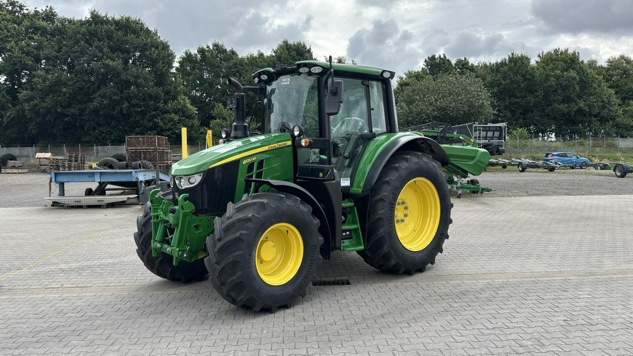John Deere TRAKTOR 6120M MIT KABINE - جرار: صورة 1 John Deere TRAKTOR 6120M MIT KABINE - جرار: صورة 1