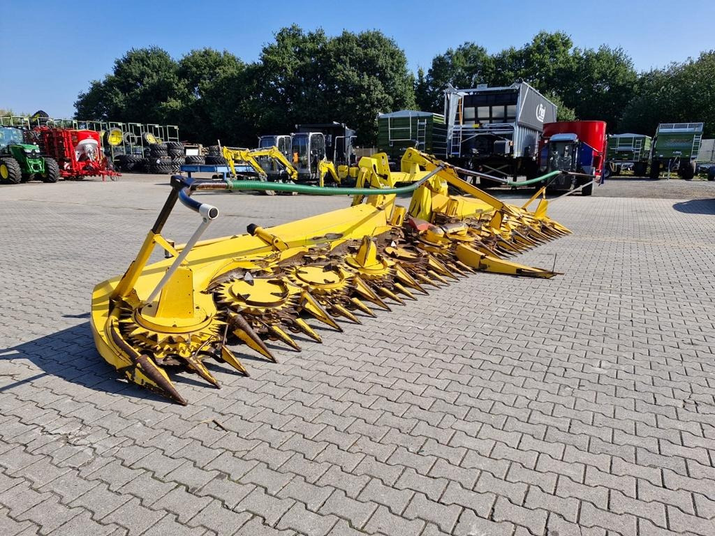 New Holland MAISVORSATZ 900S FI / 390 - حصادة ذرة: صورة 1 New Holland MAISVORSATZ 900S FI / 390 - حصادة ذرة: صورة 1