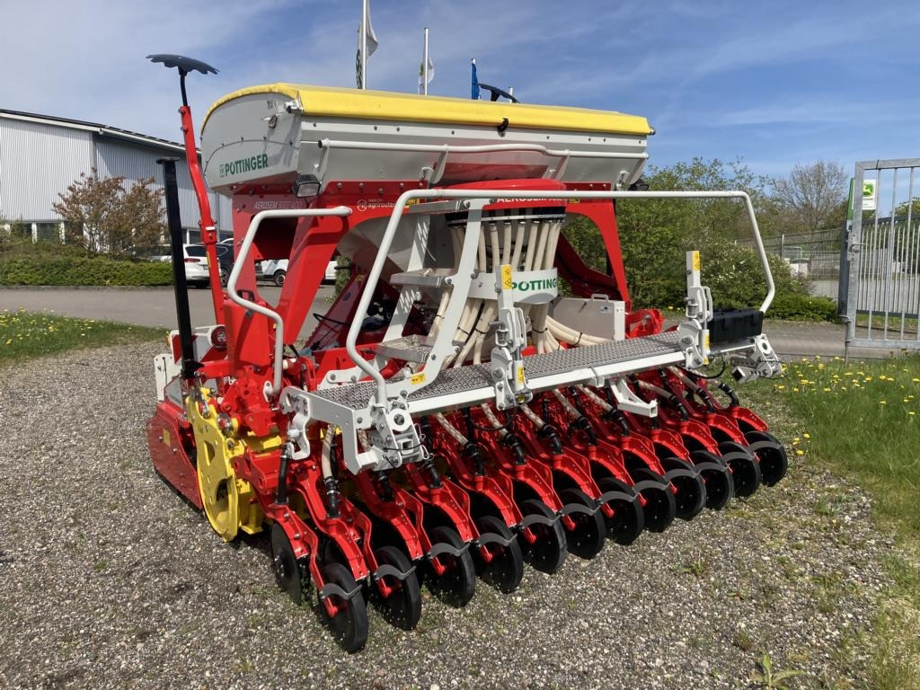 Pöttinger AEROSEM 3002 A - آلة البذر: صورة 1 Pöttinger AEROSEM 3002 A - آلة البذر: صورة 1