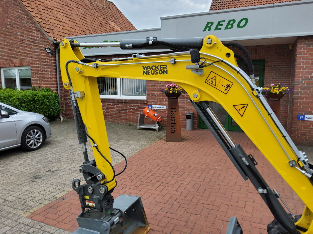 Wacker ET 24 - حفار صغير: صورة 5 Wacker ET 24 - حفار صغير: صورة 5