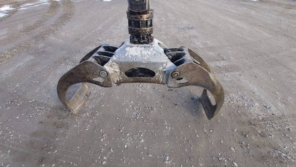 Komatsu 845 - جرار شحن جذوع أشجار الغابات: صورة 2 Komatsu 845 - جرار شحن جذوع أشجار الغابات: صورة 2