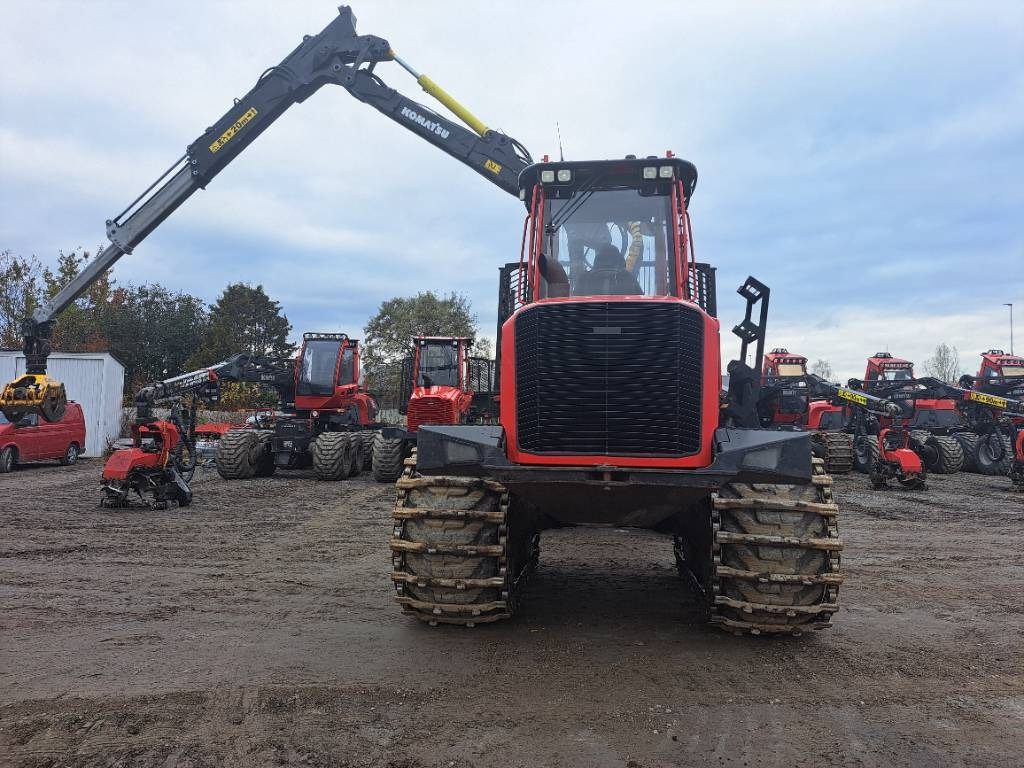 جرار شحن جذوع أشجار الغابات Komatsu 855: صورة 23 جرار شحن جذوع أشجار الغابات Komatsu 855: صورة 23