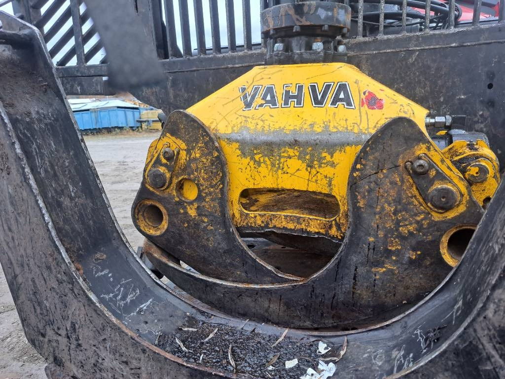 جرار شحن جذوع أشجار الغابات Komatsu 855: صورة 13 جرار شحن جذوع أشجار الغابات Komatsu 855: صورة 13