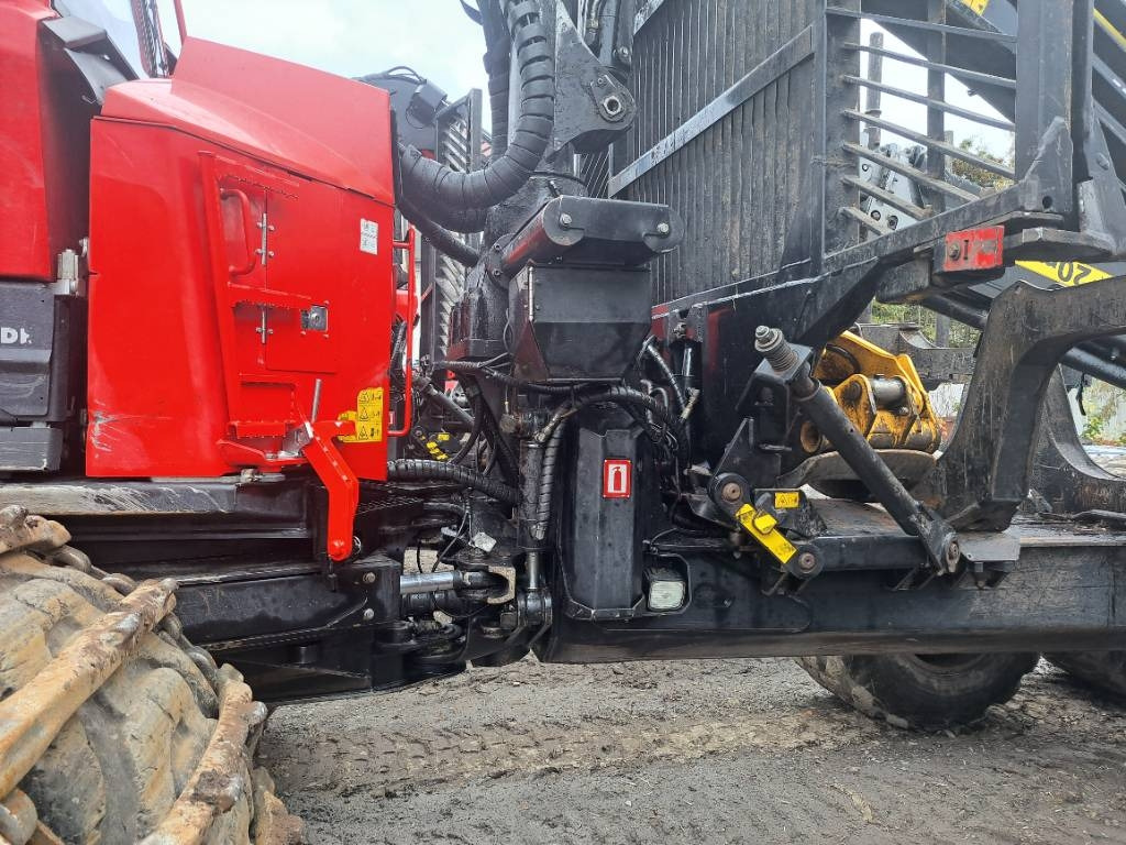 جرار شحن جذوع أشجار الغابات Komatsu 855: صورة 9 جرار شحن جذوع أشجار الغابات Komatsu 855: صورة 9