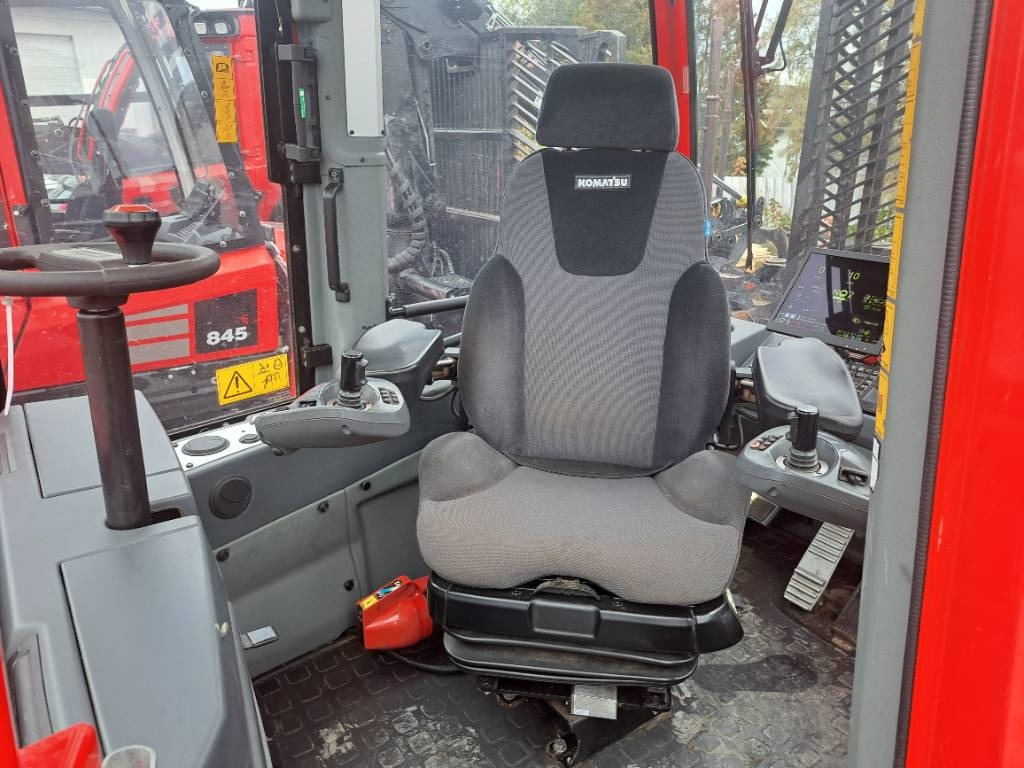 جرار شحن جذوع أشجار الغابات Komatsu 855: صورة 8 جرار شحن جذوع أشجار الغابات Komatsu 855: صورة 8