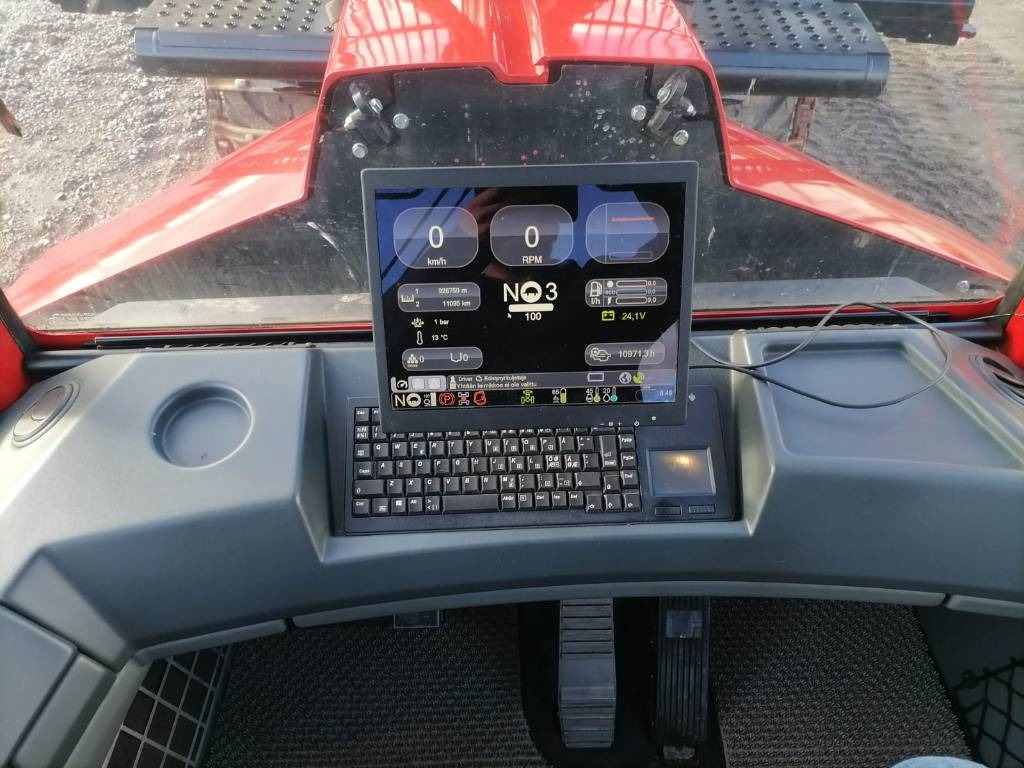 Komatsu 875 - جرار شحن جذوع أشجار الغابات: صورة 4 Komatsu 875 - جرار شحن جذوع أشجار الغابات: صورة 4