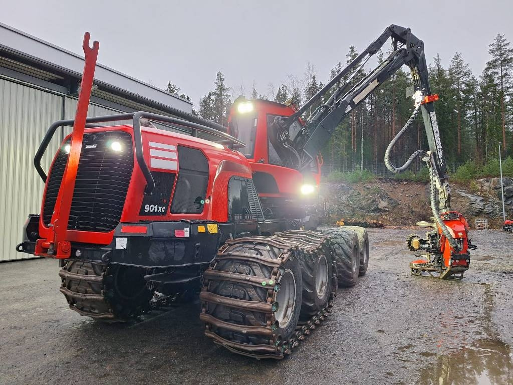 Komatsu 901 XC - آلة حصاد الأشجار: صورة 3 Komatsu 901 XC - آلة حصاد الأشجار: صورة 3