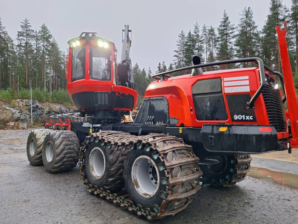 Komatsu 901 XC - آلة حصاد الأشجار: صورة 4 Komatsu 901 XC - آلة حصاد الأشجار: صورة 4