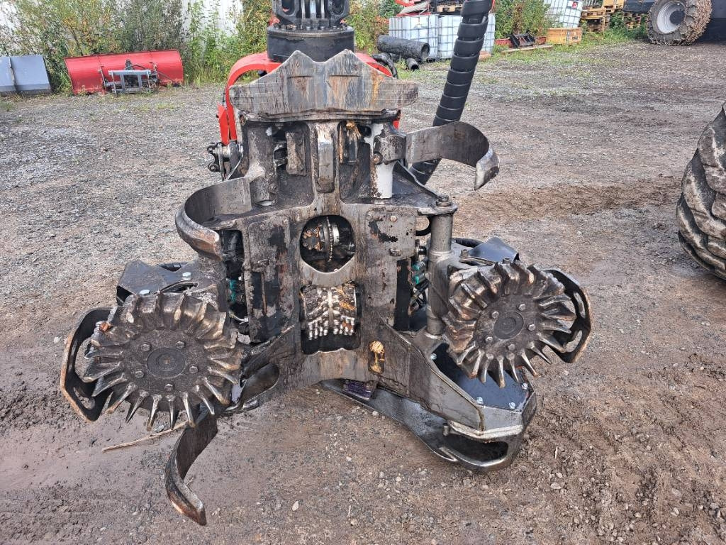 آلة حصاد الأشجار Komatsu 901 XC: صورة 13 آلة حصاد الأشجار Komatsu 901 XC: صورة 13