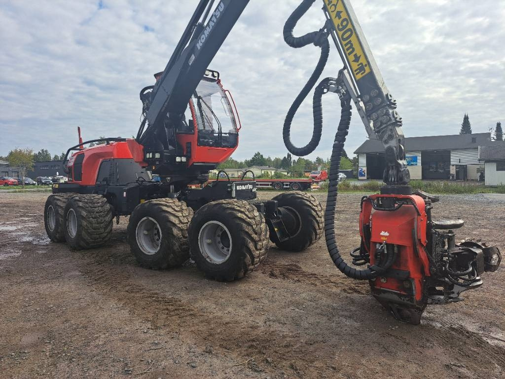 آلة حصاد الأشجار Komatsu 901 XC: صورة 9 آلة حصاد الأشجار Komatsu 901 XC: صورة 9