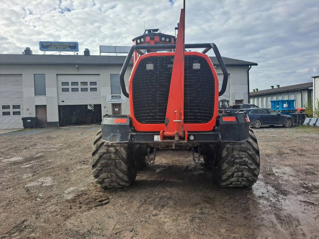 آلة حصاد الأشجار Komatsu 901 XC: صورة 7 آلة حصاد الأشجار Komatsu 901 XC: صورة 7