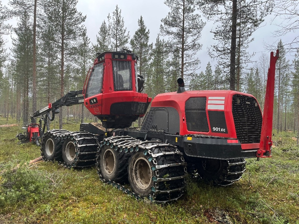 Komatsu 901 XC - آلة حصاد الأشجار: صورة 4 Komatsu 901 XC - آلة حصاد الأشجار: صورة 4