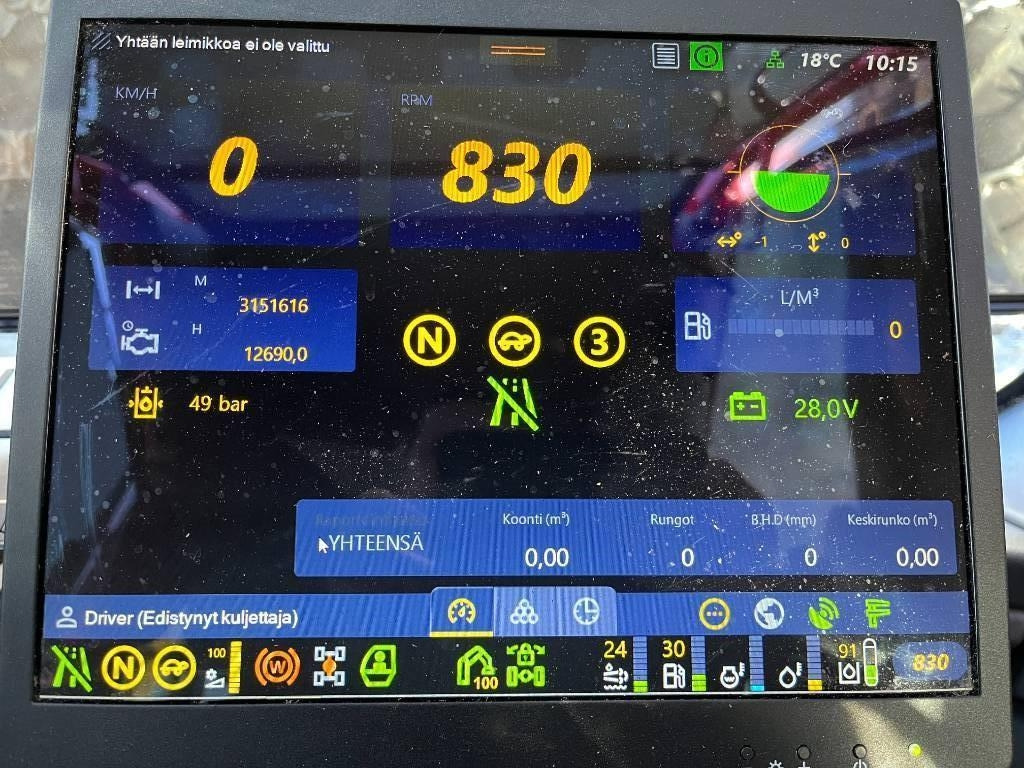 Komatsu 901 - آلة حصاد الأشجار: صورة 4 Komatsu 901 - آلة حصاد الأشجار: صورة 4