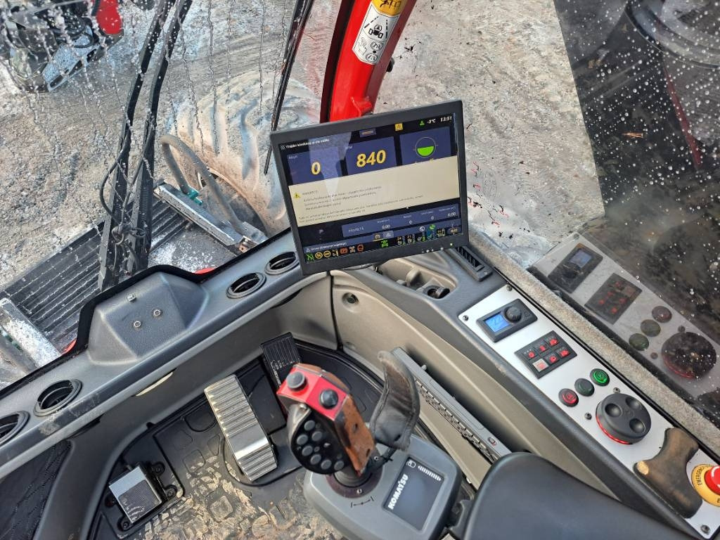 Komatsu 901xc - آلة حصاد الأشجار: صورة 5 Komatsu 901xc - آلة حصاد الأشجار: صورة 5