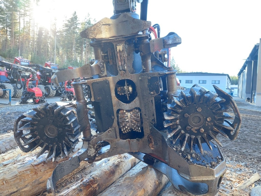 Komatsu 911 - آلة حصاد الأشجار: صورة 3 Komatsu 911 - آلة حصاد الأشجار: صورة 3