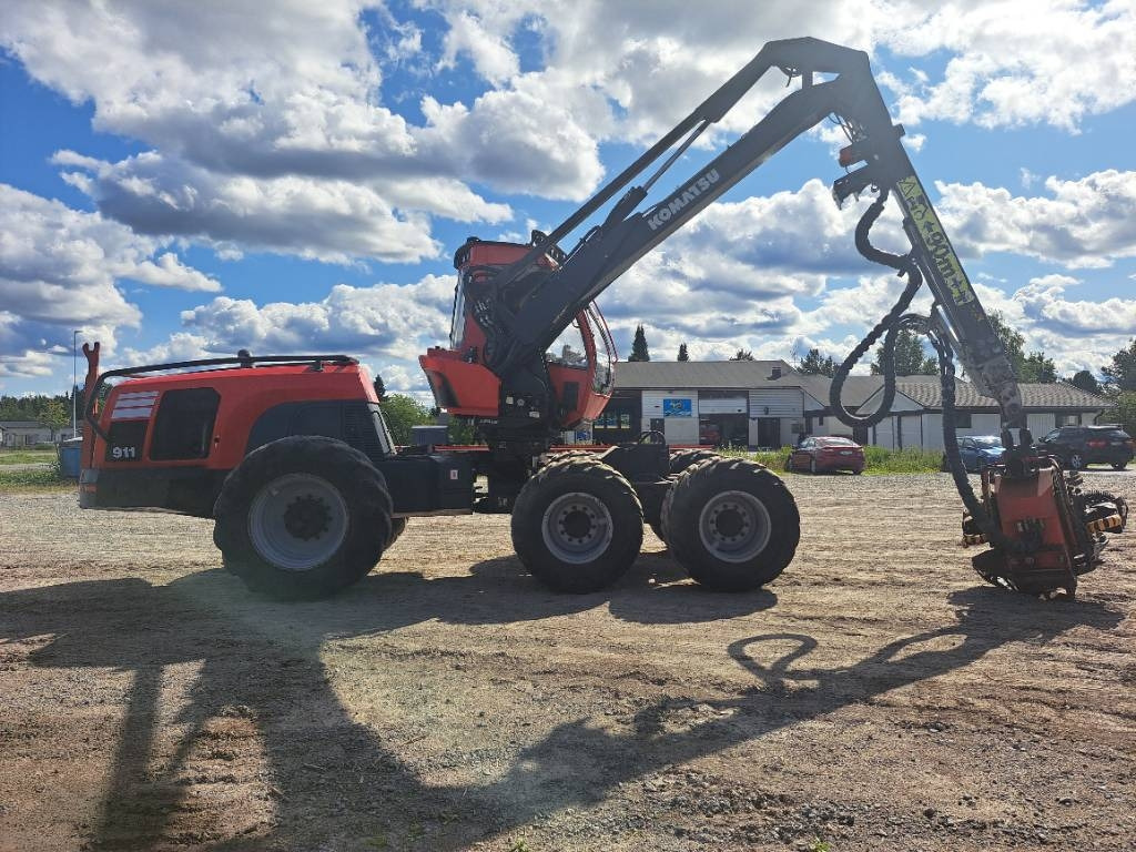 Komatsu 911 - آلة حصاد الأشجار: صورة 5 Komatsu 911 - آلة حصاد الأشجار: صورة 5