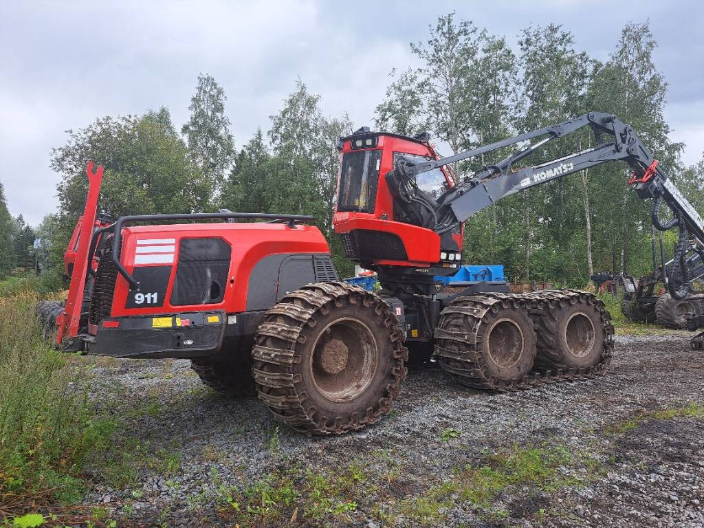 Komatsu 911 - آلة حصاد الأشجار: صورة 3 Komatsu 911 - آلة حصاد الأشجار: صورة 3