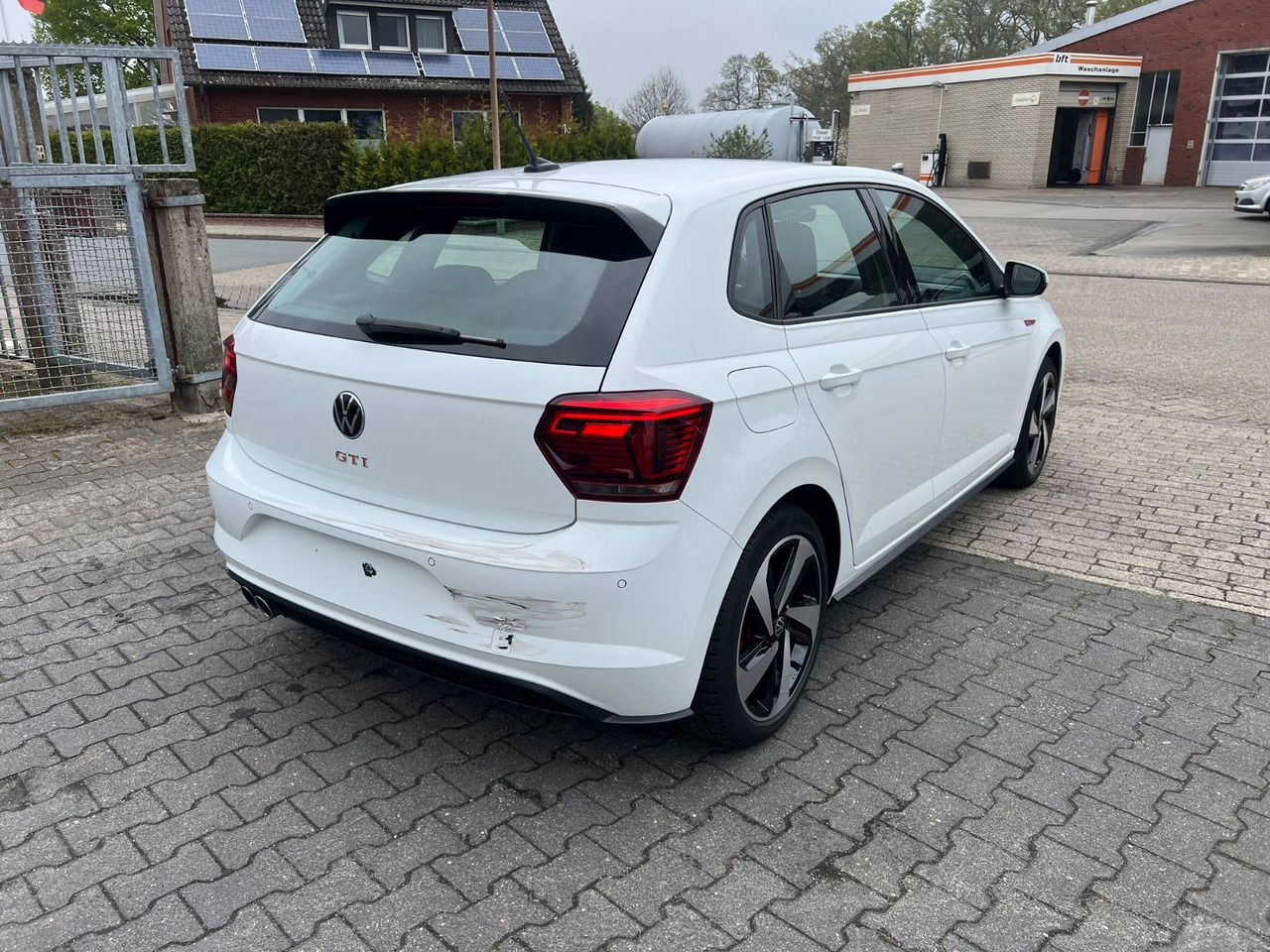 Volkswagen Polo VI GTI - سيارة: صورة 3 Volkswagen Polo VI GTI - سيارة: صورة 3