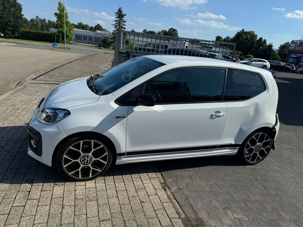 Volkswagen up! GTI - سيارة: صورة 3 Volkswagen up! GTI - سيارة: صورة 3